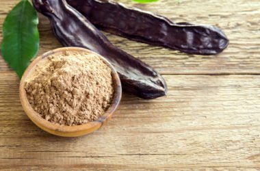 Farina di carrube proprietà e ricette di cucina