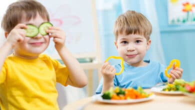 come fare mangiare frutta e verdura ai bambini