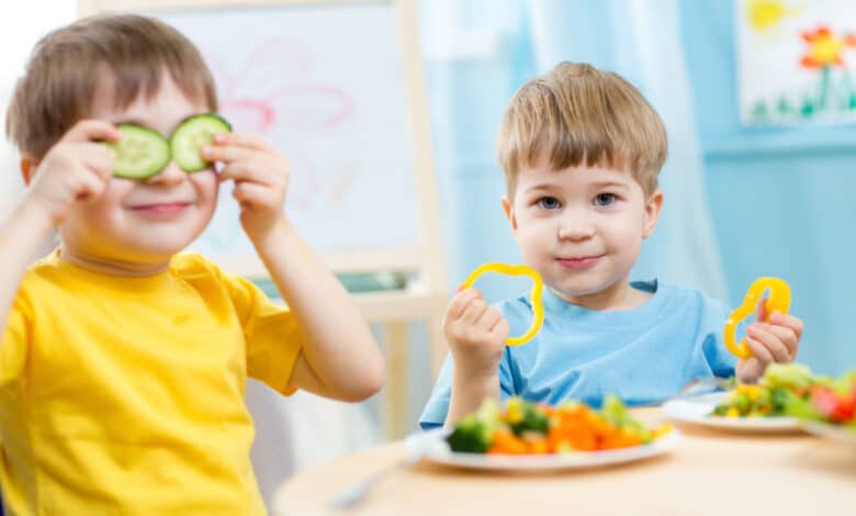 come fare mangiare frutta e verdura ai bambini