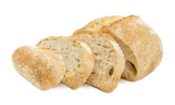 Come fare il pane con il lievito madre, ecco la nostra ricetta con ingredienti e tanti consigli