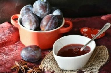 Prugne: proprietà benefiche, controindicazioni e ricette