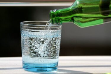Acqua Grander, l’acqua vitalizzata: puro placebo o qualcosa di più?