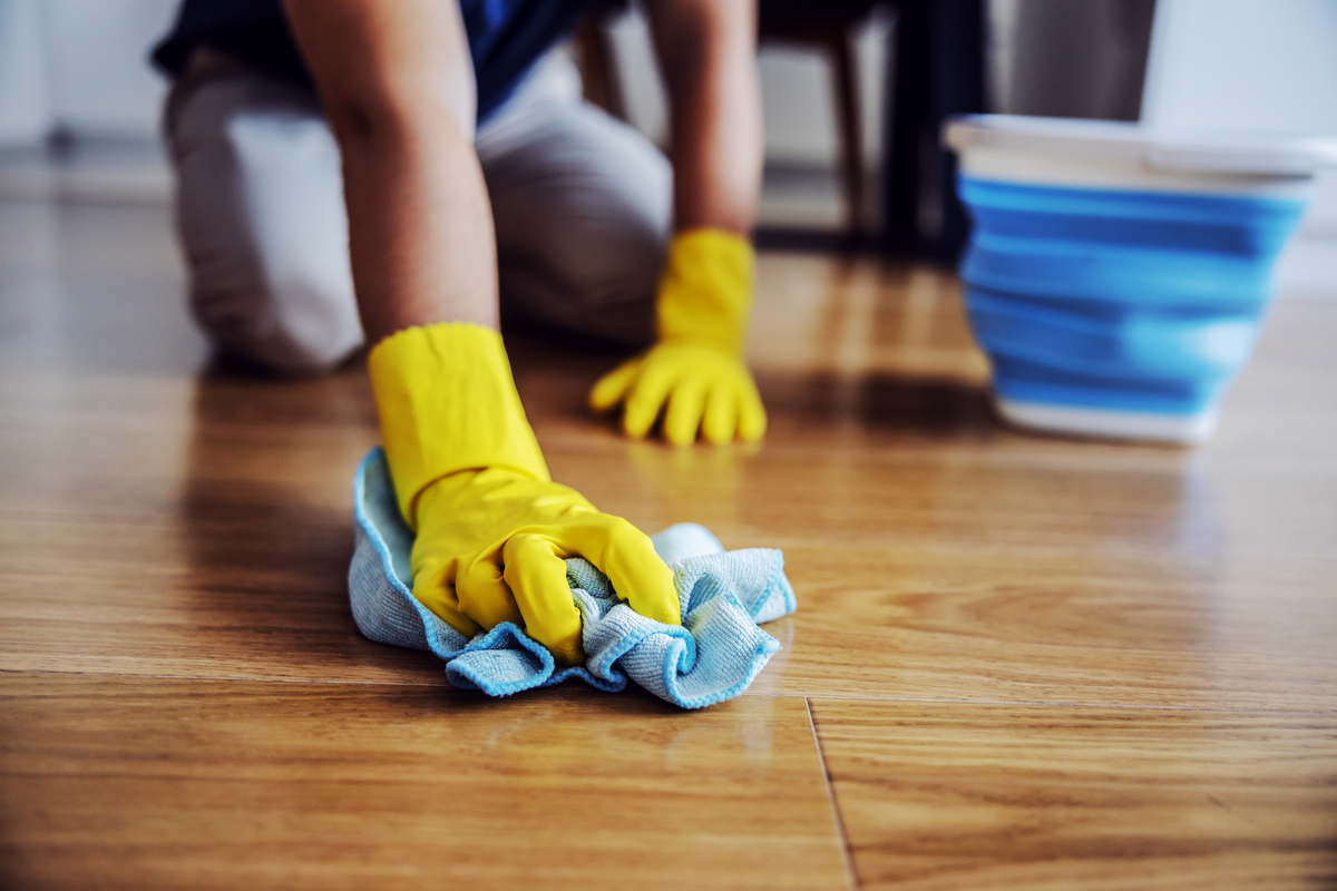 Come Pulire Il Parquet Opaco Come pulire il parquet e lucidarlo in modo naturale ed ecologico