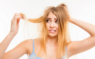 Capelli secchi: sistemi ed ingredienti naturali per risolvere questo problema
