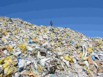 Anche le Maldive hanno la loro discarica rifiuti: l’isola di Thilafushi