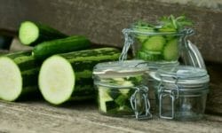 Ricetta classica del pesto di zucchine