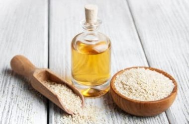 Olio di sesamo: proprietà ed utilizzi in cosmesi e cucina