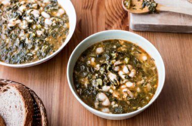 Zuppa di fagioli cannellini e cavolo nero: ricetta e ingredienti