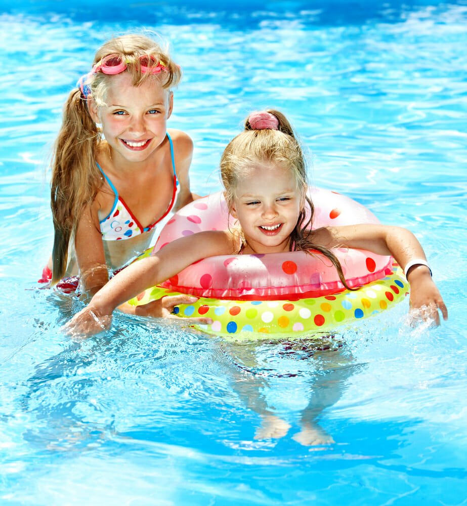 Perché non bisogna fare pipì nella piscina