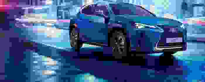 UX 300e