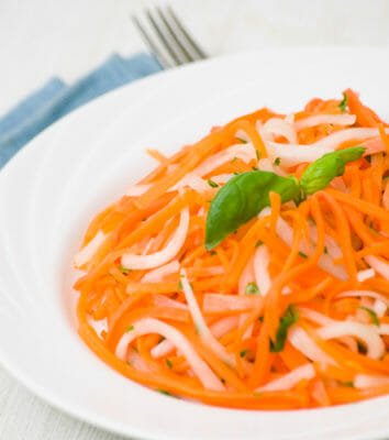 Salade de daikon et carottes à la japonaise
