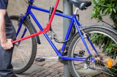 Come evitare il furto di bici: alcuni consigli utili