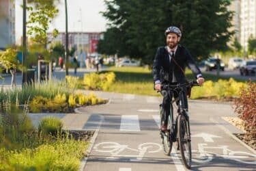 Come rendere la bici più sicura: corretta manutenzione e gadget utili