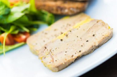 Foie gras: una delizia gastronomica che costa sofferenza