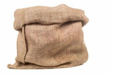 Come riciclare sacchi di iuta per dare un tocco raw e vintage alla casa