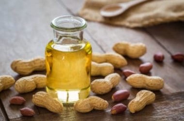 Olio di arachidi: benefici e proprietà