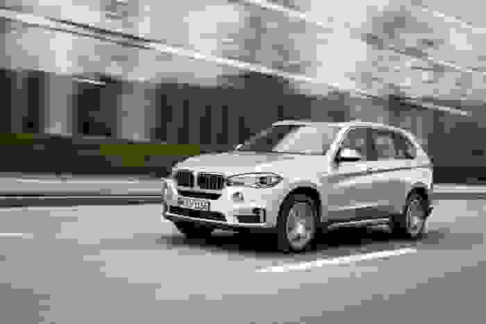 BMW-X5-xDrive40e-8_restyling