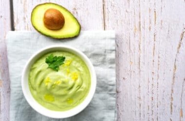 5 buone ragioni per mangiare un avocado