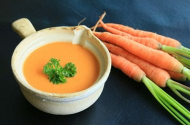 Come preparare la vellutata di carote: la ricetta casalinga