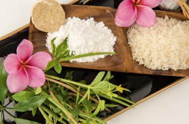 Polvere di riso e make-up: la ricetta per preparare una cipria 100% naturale