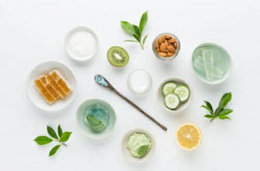 Latte detergente fai da te: come farsi il tonico per il viso