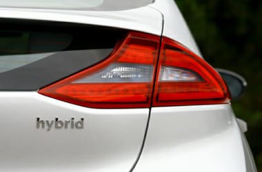 Auto ibride: il listino completo con prezzi e modelli