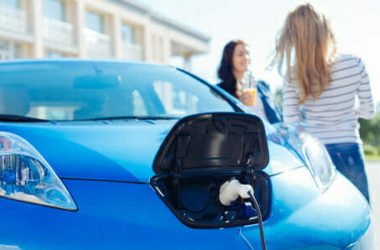Auto elettriche, come funzionano e quali sono i vantaggi