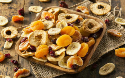 Scopriamo i benefici della frutta secca e una ricetta per prepararla in casa