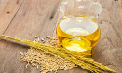 Olio di riso: proprietà, benefici ed utilizzi in cucina