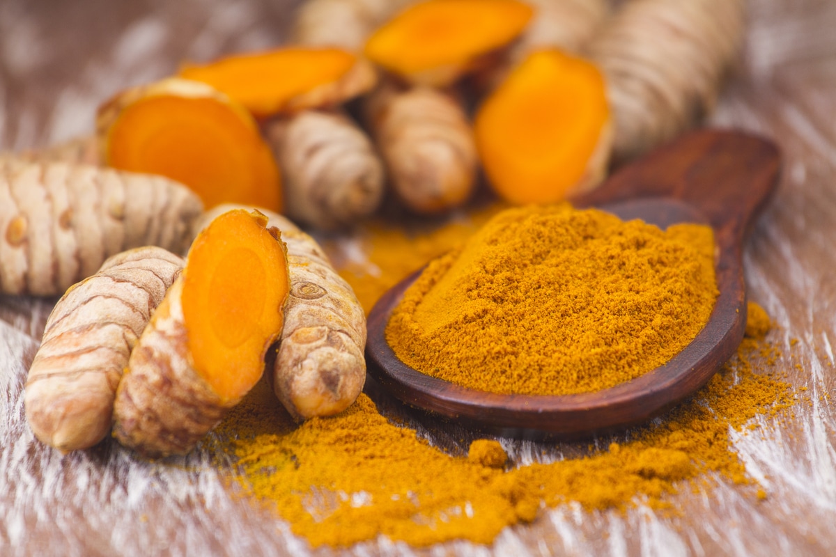 Turmeric: properties and uses for health, beauty and cooking