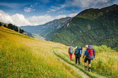 Guida al trekking: per riscoprire un turismo tranquillo nella natura ricco di benefici per corpo e mente