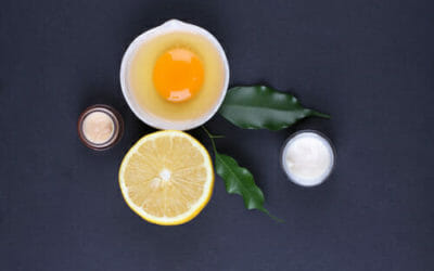 Come fare una maschera nutriente per il viso al tuorlo e limone