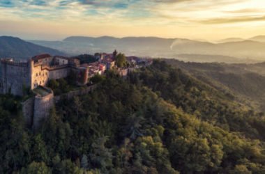Borgo di Fosdinovo: un’esperienza eco-medievale
