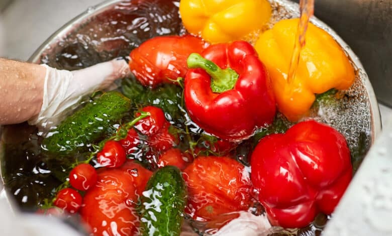 come lavare la frutta e la verdura correttamente