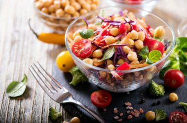 Quali sono gli alimenti vegani e quali sono i cibi indispensabili per una dieta ricca e completa