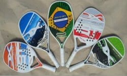 Beach tennis, uno sport divertente per tenersi in forma non solo in vacanza