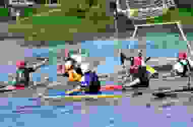 Kayak: lo sport della canoa è divertente e completo e lo possono fare tutti
