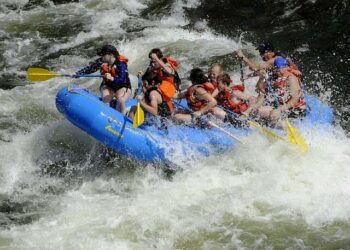 Rafting, tutto quello che dovete sapere di uno sport che non è poi così pericoloso