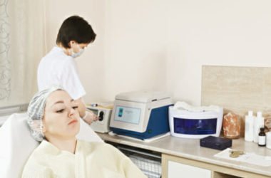 Scopriamo l’ozonoterapia, una terapia che utilizza un mix di ossigeno ed ozono per scopi terapeutici