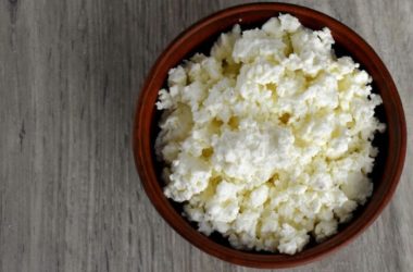 Riscoprire la ricotta, questo latticino così ingiustamente sottovalutato