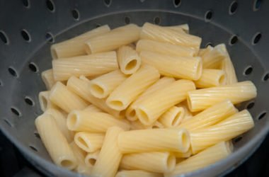 Eccovi 5 ricette da provare con la pasta avanzata per non sprecare cibo