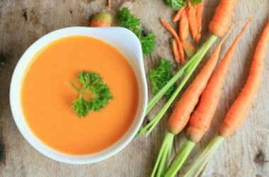 Come preparare la vellutata di carote: la ricetta casalinga