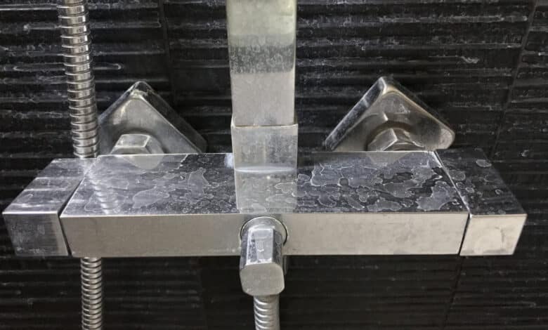 come togliere le macchie di calcare