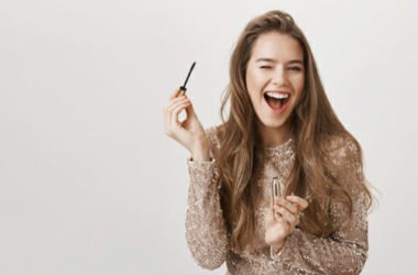 Come fare un mascara fai da te con ingredienti naturali: la guida pratica