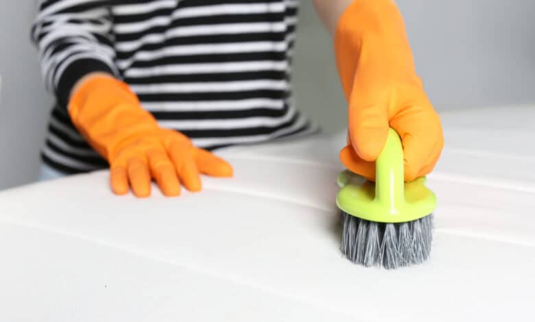 Come pulire il materasso con metodi naturali