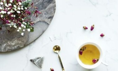 Quali sono le differenze tra tisane, infusi e decotti? La guida pratica