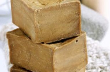 Le virtù del sapone di Aleppo, interamente naturale e biodegradabile