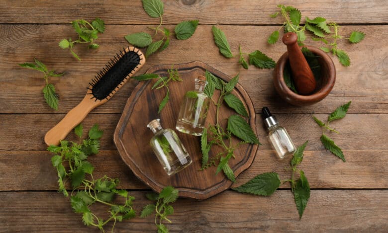 Ecco come curare i capelli con l'ortica