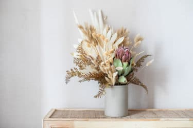 Come utilizzare i fiori secchi per decorare e profumare la casa: le tecniche da conoscere