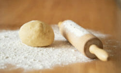 Farina bianca, ci sono alternative? Ecco le farine gluten free e a basso contenuto glicemico